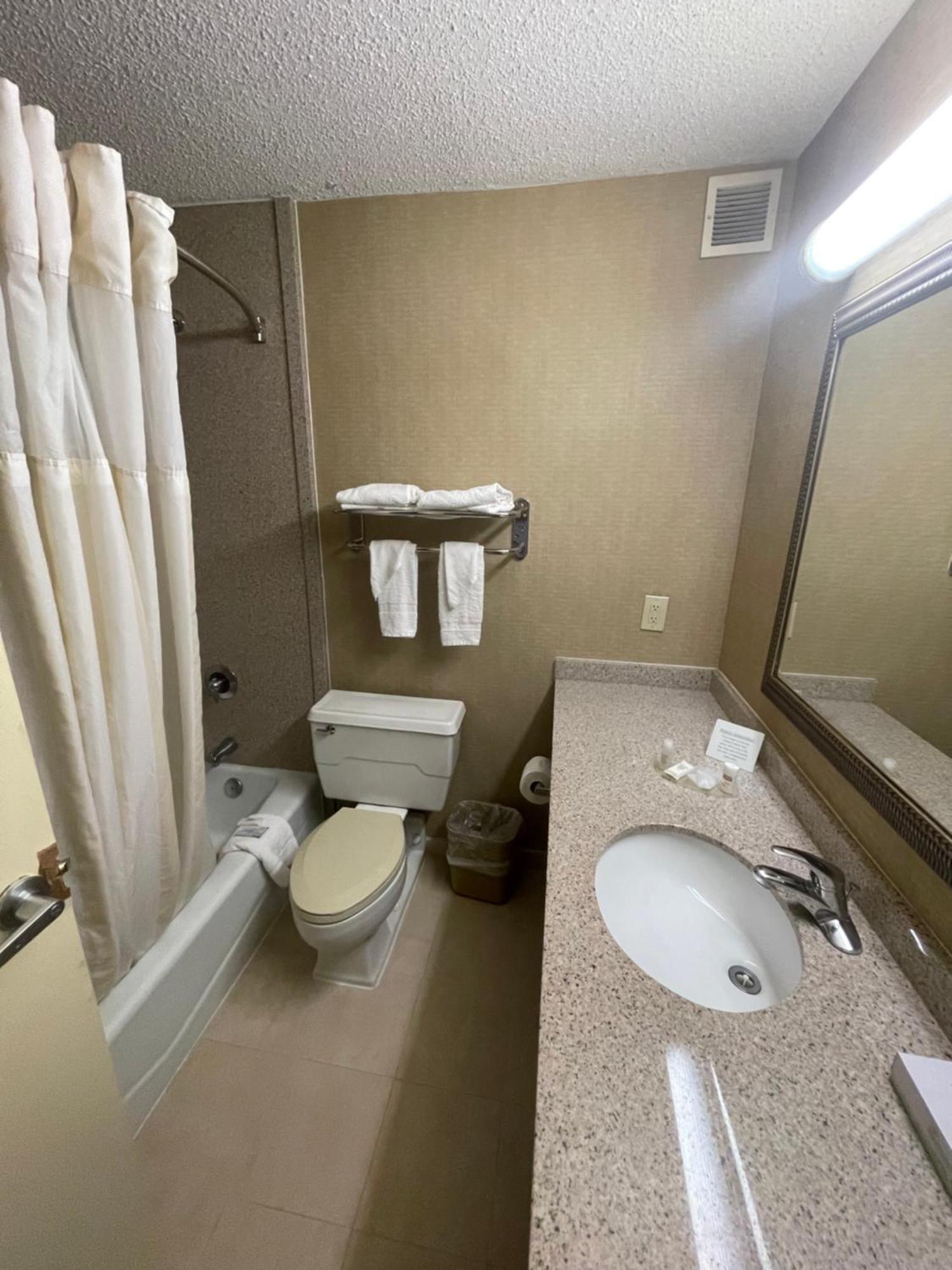 Budgetel Inn & Suites Atlanta Доравилл Экстерьер фото