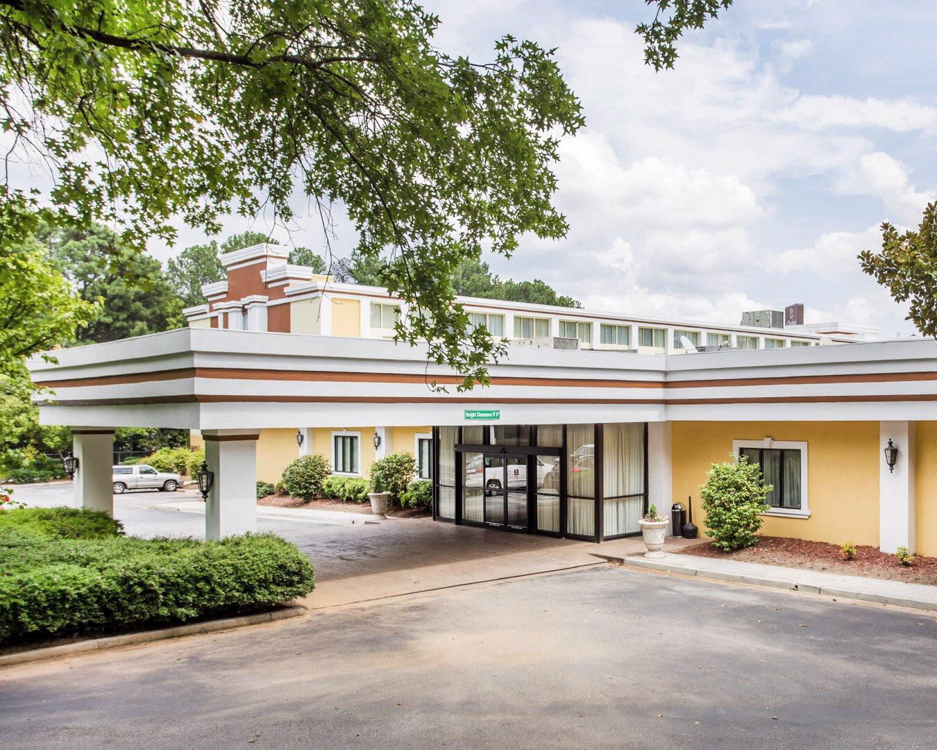 Budgetel Inn & Suites Atlanta Доравилл Экстерьер фото